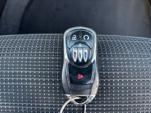 Used 2025 Buick Envista Preferred FWD image 21