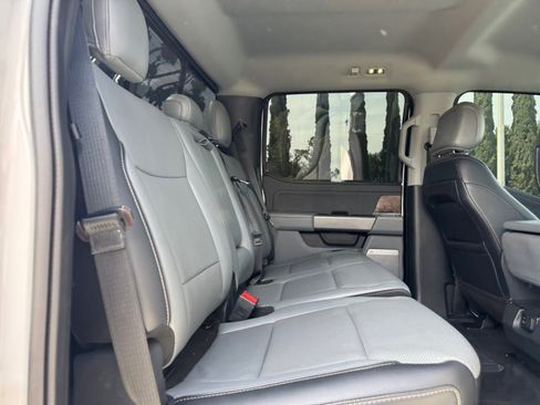 Used 2021 Ford F150 Lariat w/ Equipment Group 501A Mid AWD/4WD image 18