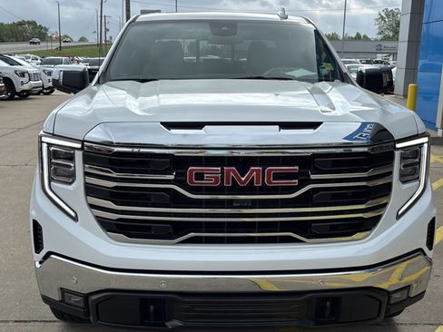 New 2026 GMC Sierra 1500 SLT w/ SLT Premium Plus Package AWD/4WD image 10