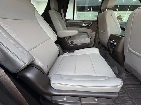 Certified 2023 GMC Yukon SLT image 6