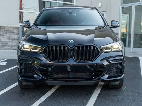 Used 2022 BMW X6 xDrive40i w/ M Sport Package AWD/4WD image 4