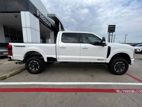 Used 2024 Ford F250 Lariat w/ Lariat Ultimate Package AWD/4WD image 4