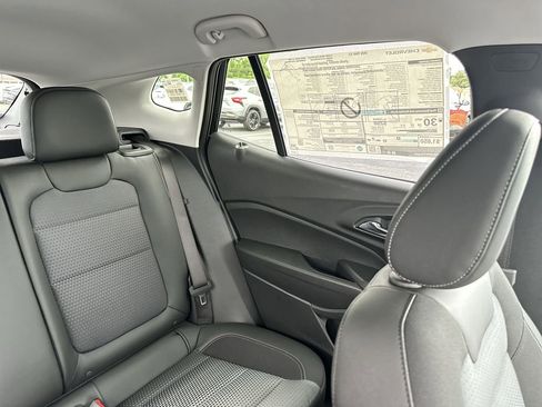 New 2026 Chevrolet Trax LT w/ Driver Confidence Package FWD image 14