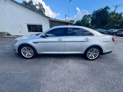 Used 2017 Ford Taurus Limited image 22