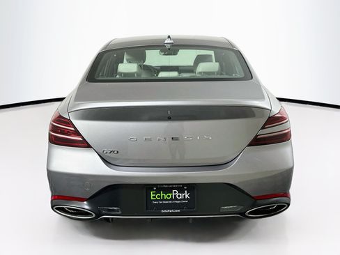 Used 2024 Genesis G70 2.5T RWD image 7
