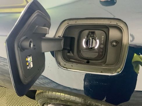 Used 2024 Dodge Charger R/T w/ Plus Group image 25