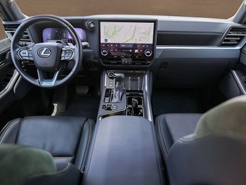 Used 2024 Lexus GX 550 AWD/4WD image 24