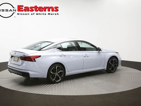 Used 2023 Nissan Altima 2.5 SR w/ SR Premium Package FWD image 42