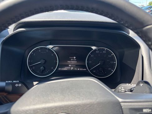 Used 2025 Nissan Rogue SV FWD image 35