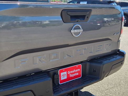 Used 2025 Nissan Frontier S w/ S Utility Package AWD/4WD image 15