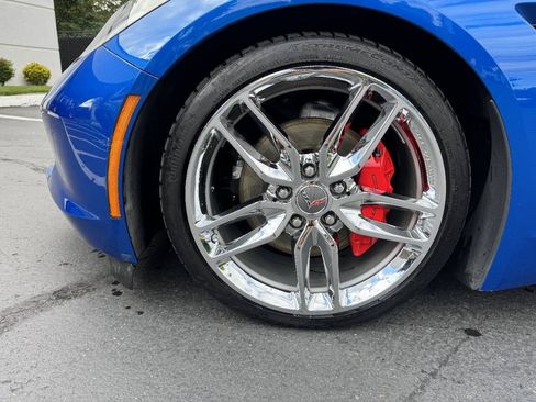 Used 2015 Chevrolet Corvette Stingray Coupe w/ 3LT Preferred Equipment Group RWD image 15