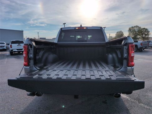 New 2026 RAM 1500 Laramie w/ Sport Appearance Package AWD/4WD image 29