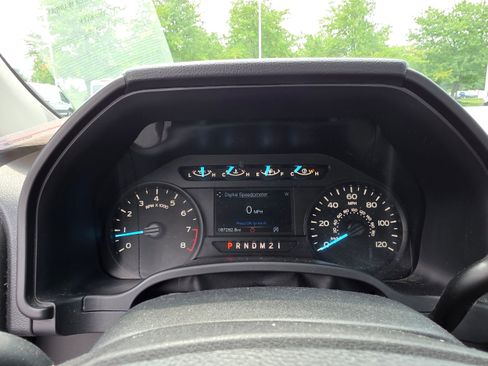 Used 2019 Ford F150 XL w/ Equipment Group 101A Mid AWD/4WD image 14