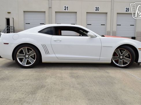 Used 2011 Chevrolet Camaro SS w/ RS Package image 17