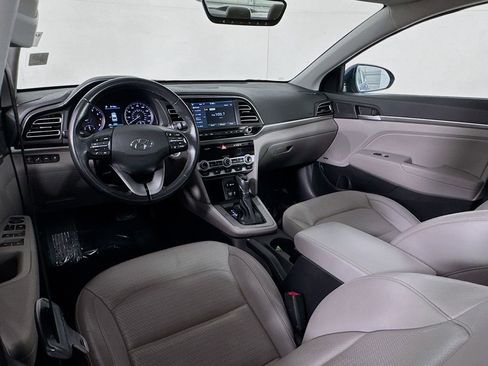 Used 2020 Hyundai Elantra Limited w/ Ultimate Package 03 FWD image 26