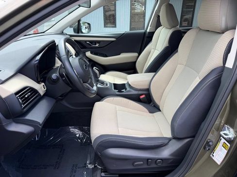 Used 2023 Subaru Outback Premium AWD/4WD image 13