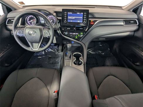 Used 2024 Toyota Camry LE FWD image 35