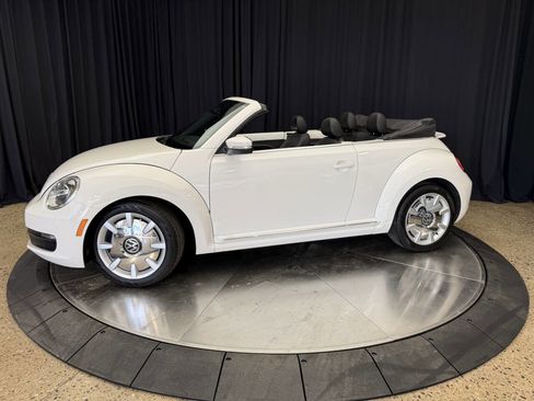 Used 2014 Volkswagen Beetle 2.5 image 4