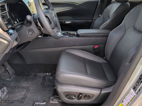 Used 2023 Lexus RX 350 FWD image 12