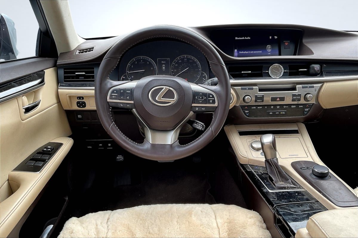 Used 2017 Lexus ES 350 FWD image 5