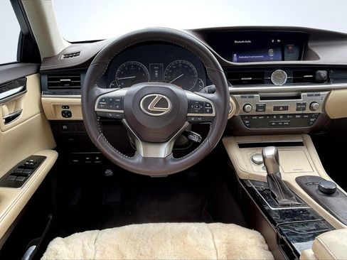Used 2017 Lexus ES 350 FWD image 5
