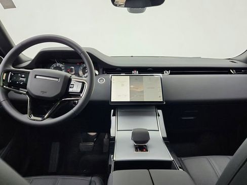 New 2025 Land Rover Range Rover Evoque S image 33