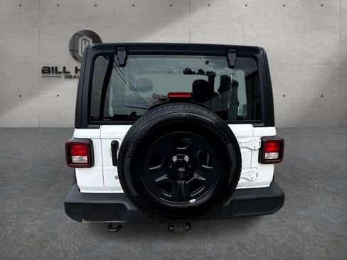 Used 2022 Jeep Wrangler Sport AWD/4WD image 6