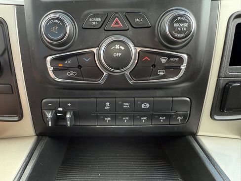 Used 2015 RAM 4500 SLT w/ Quick Order Package 29G SLT image 33