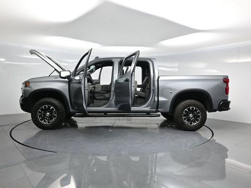 Used 2024 Chevrolet Silverado 1500 ZR2 w/ Technology Package AWD/4WD image 54