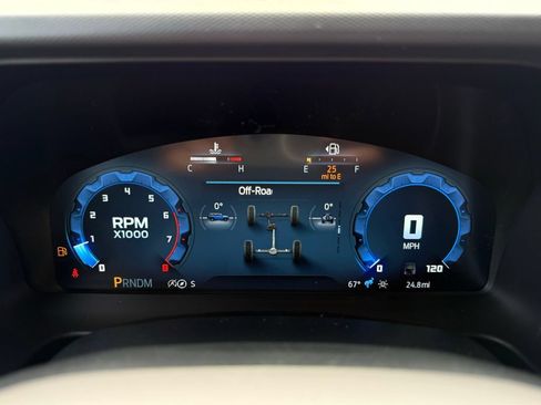 New 2025 Ford Bronco Badlands AWD/4WD image 15