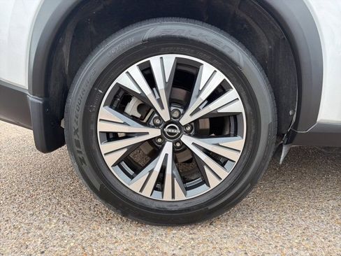 Certified 2023 Nissan Rogue SV w/ SV Premium B Package image 9