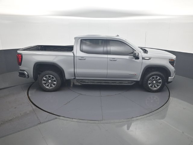 Used 2024 GMC Sierra 1500 AT4 w/ Technology Package AWD/4WD image 16