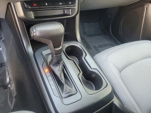 Used 2019 GMC Canyon 2WD Crew Cab w/ Convenience Package image 20