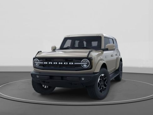 New 2025 Ford Bronco Outer Banks image 2