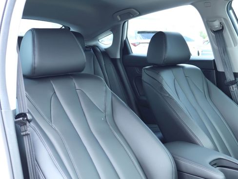Certified 2026 Acura Integra FWD image 14