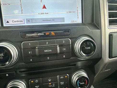 Used 2018 Ford F150 Platinum w/ Max Trailer Tow Package AWD/4WD image 22