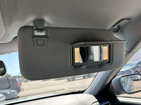 Used 2022 Ford Explorer XLT w/ Equipment Group 202A image 29