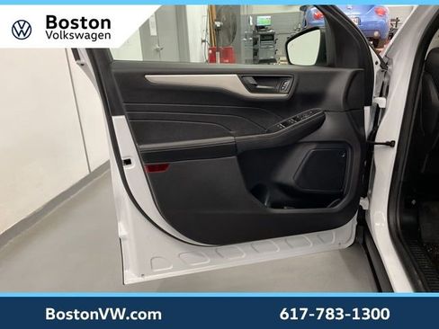 Used 2021 Ford Escape S image 25