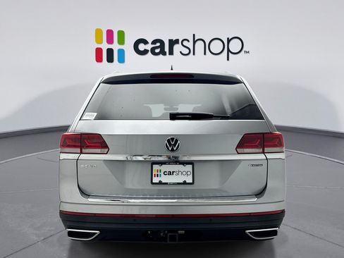 Used 2023 Volkswagen Atlas SE w/ Panoramic Sunroof Package AWD/4WD image 4