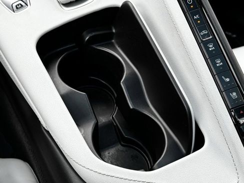 Used 2021 Chevrolet Corvette Stingray Preferred Cpe w/ Z51 Performance Package image 8