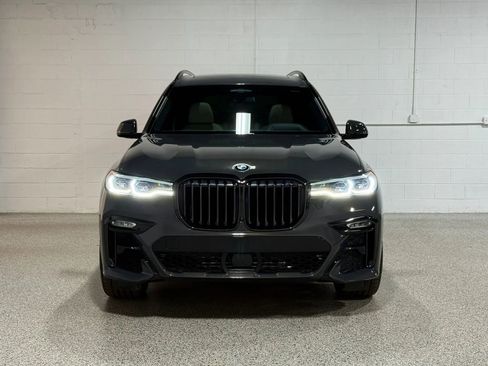 Used 2021 BMW X7 M50i w/ Dynamic Handling Package AWD/4WD image 4