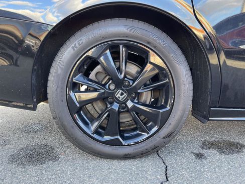 Used 2024 Honda Odyssey Sport image 25