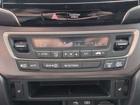 Used 2025 Honda Passport EX-L image 22