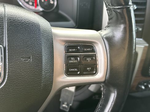 Used 2018 RAM 1500 Laramie image 20
