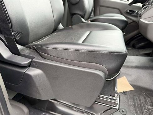 New 2025 Ford Transit 250 148 Medium Roof image 46