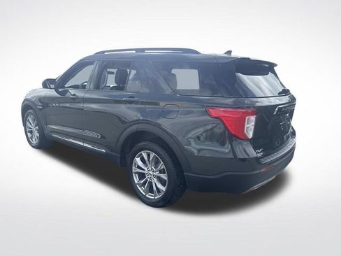 Certified 2023 Ford Explorer XLT w/ Equipment Group 202A AWD/4WD image 3