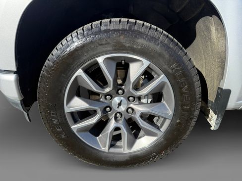 Used 2021 Chevrolet Silverado 1500 RST image 9