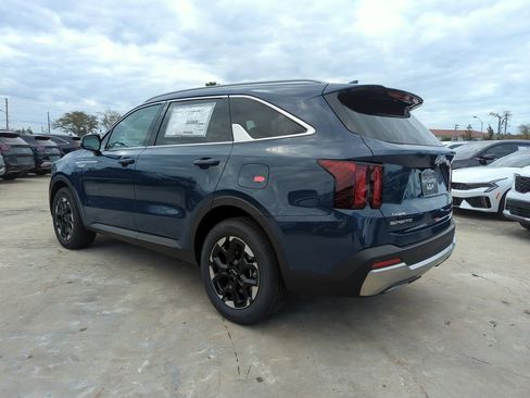 New 2026 Kia Sorento S FWD image 6