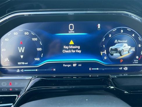 Used 2024 Chevrolet Silverado 1500 ZR2 w/ Technology Package image 34