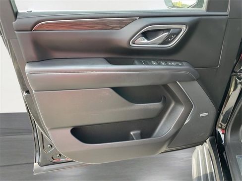 Used 2021 Chevrolet Tahoe LT image 25